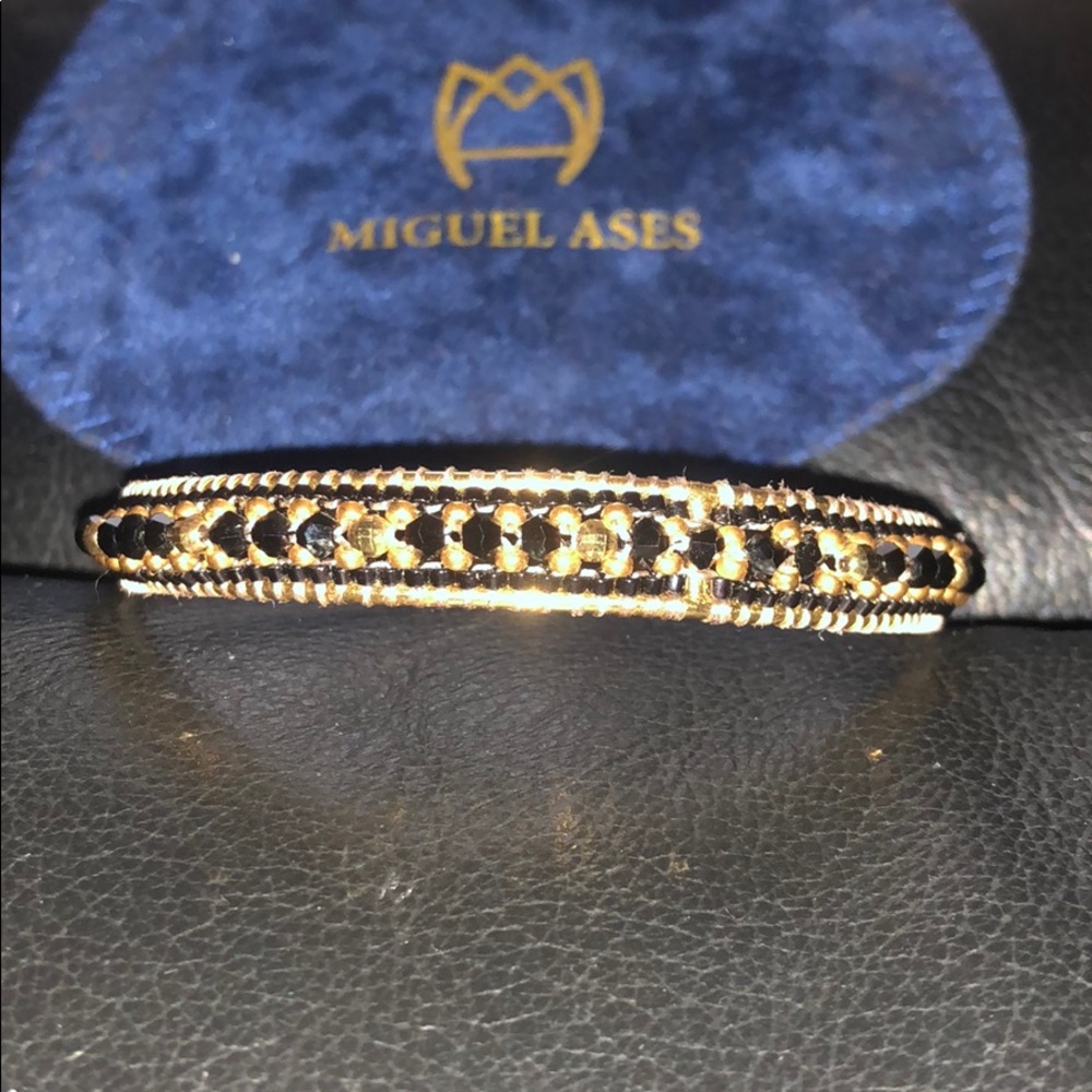 Miguel Ases bangles
